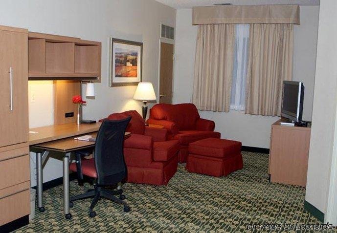 Фото Towneplace Suites by Marriott Warren