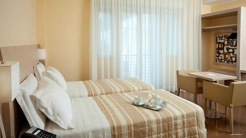 Фото Hotel Chiaraluna