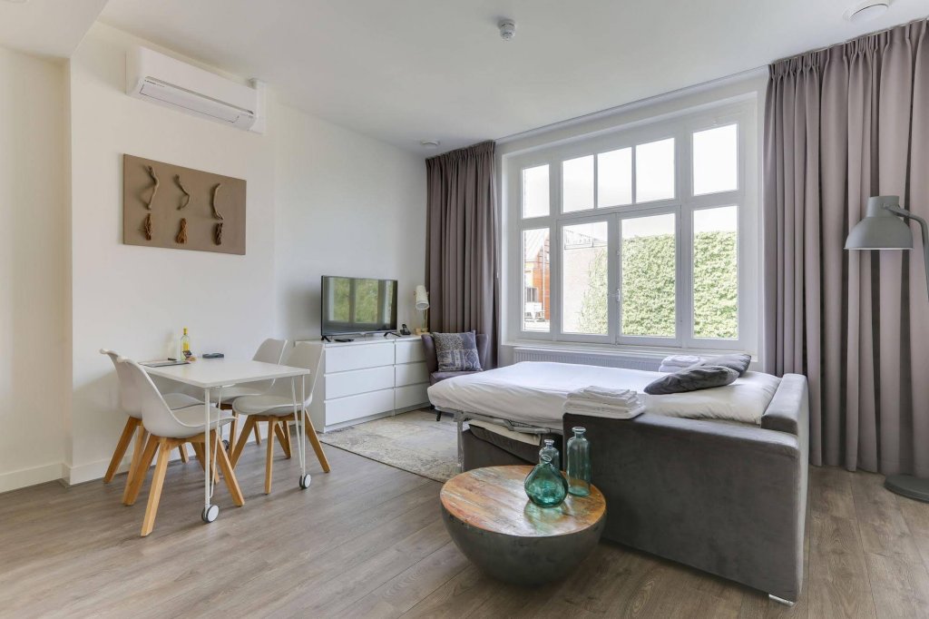 Фото Hotel Oranjestaete