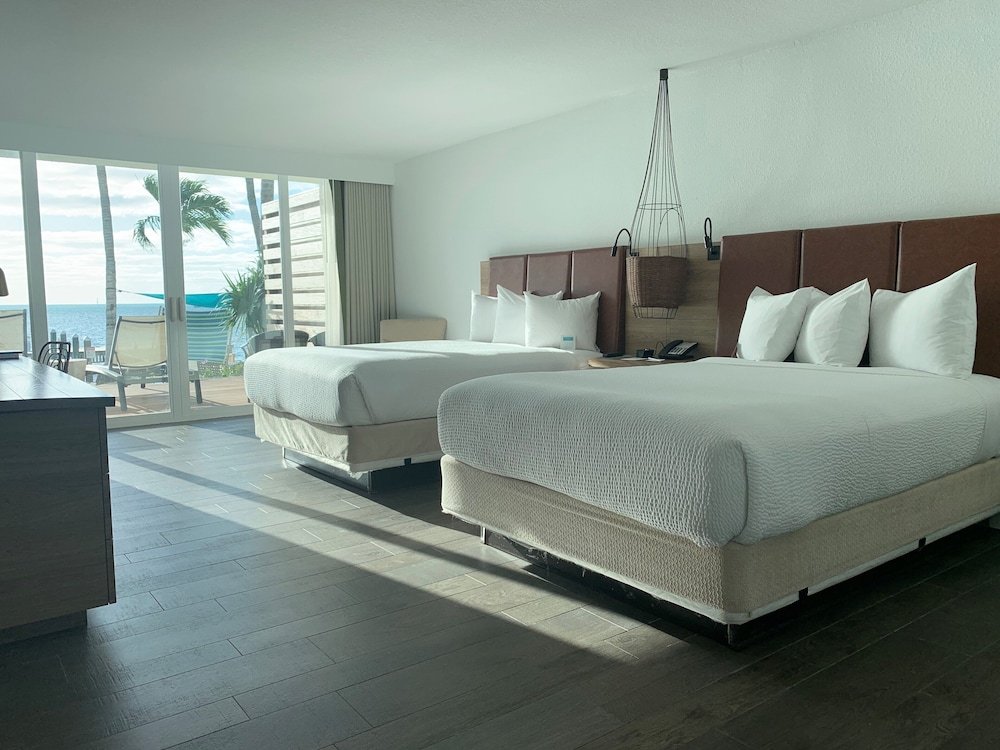 Фото Amara Cay Resort