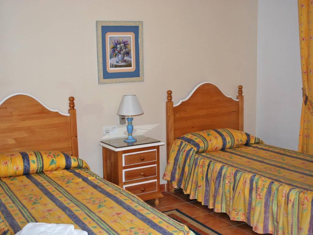Фото Marbella Beach Resort at Club Playa Real