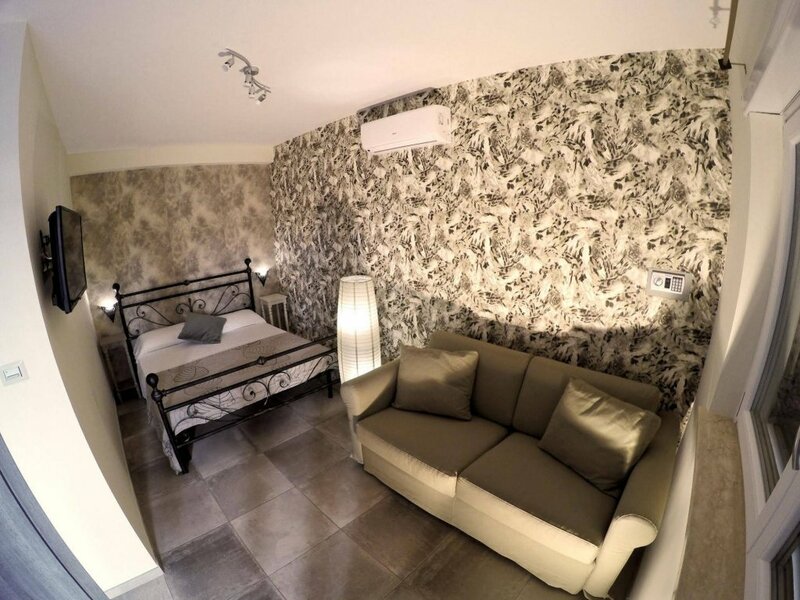 Гостиница Exclusive B&b Sweet Home & Wellness в Неттуно
