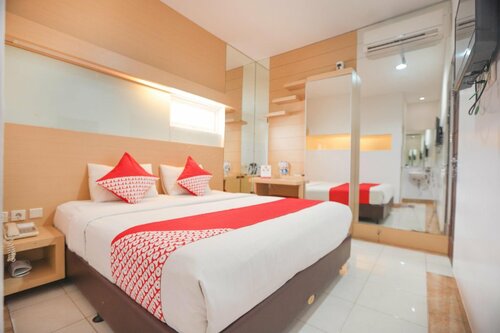 Гостиница Oyo 180 Hotel Mirah в Джакарте