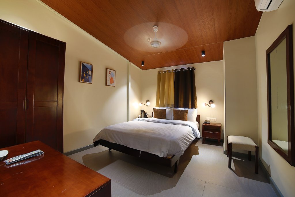 Фото Отель Marigold Mount Abu with Swimming Pool