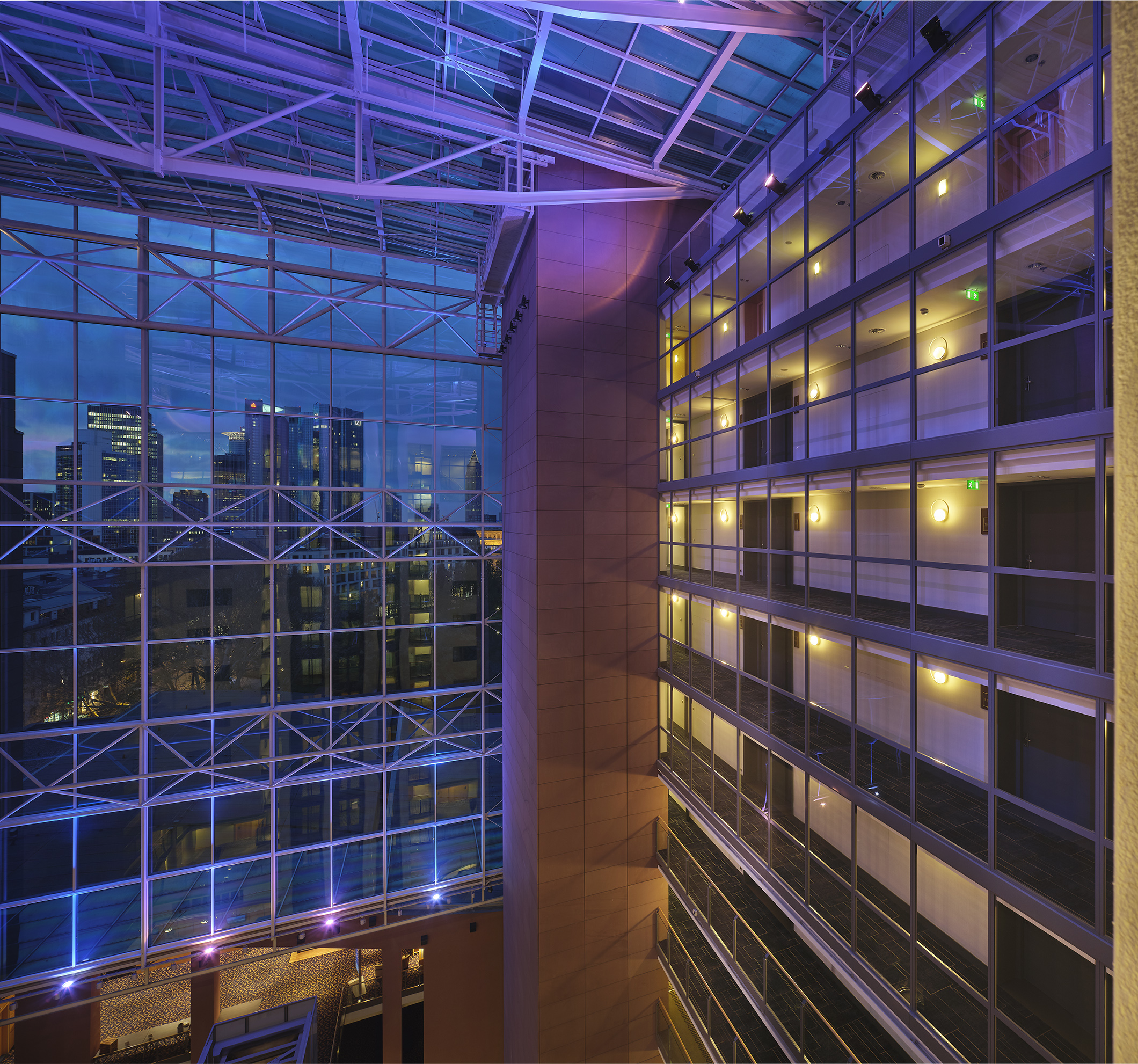 Фото Hilton Frankfurt City Centre