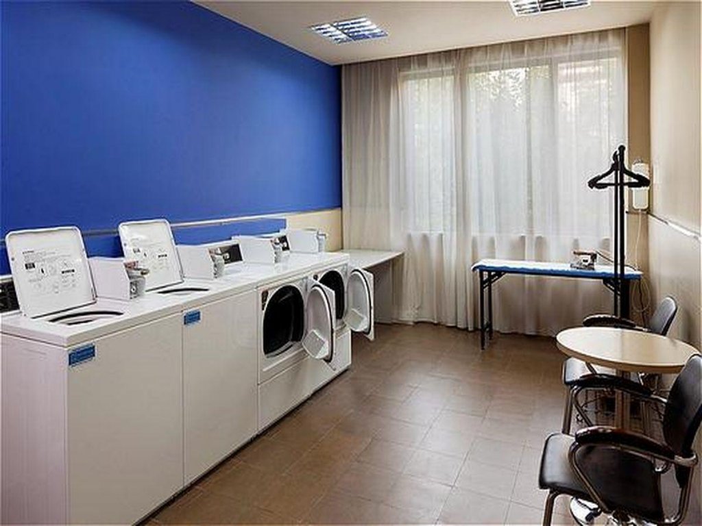 Фото Holiday Inn Express Shanghai Putuo, an Ihg Hotel