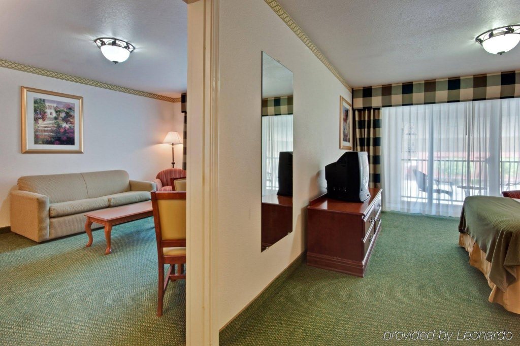 Фото Hampton Inn by Hilton Calexico