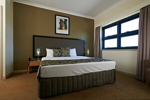 Rydges Mackay Suites (Queensland, local government area City of Townsville, North Ward, Gregory Street), hotel