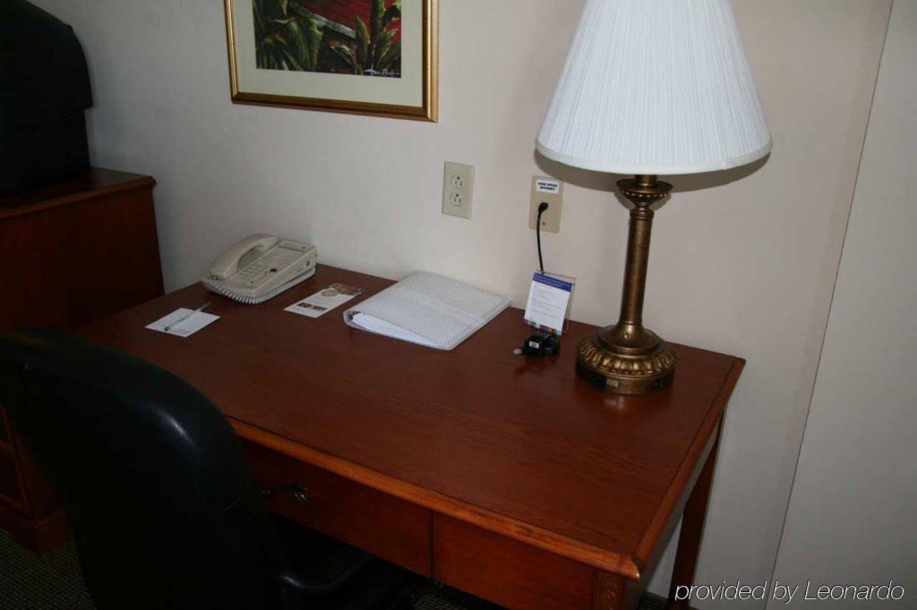 Фото Hampton Inn Titusville/I-95 Kennedy Space Center