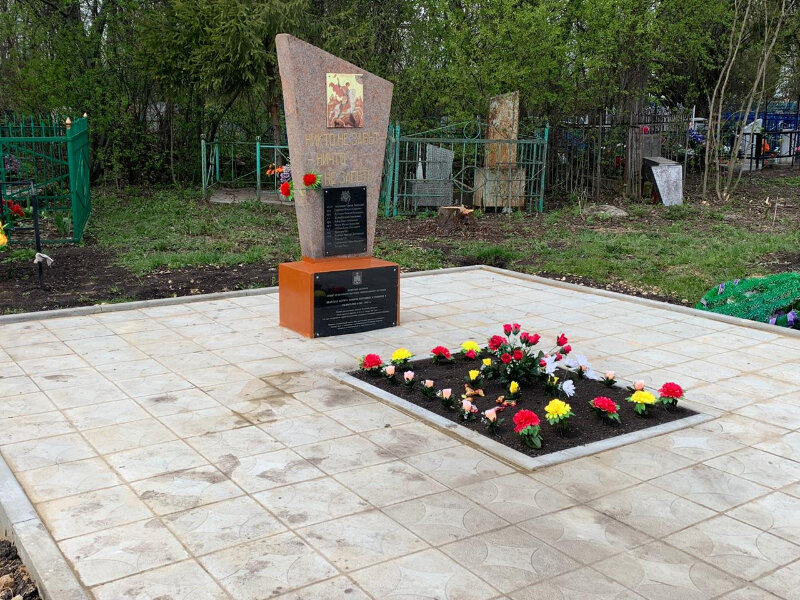 Monument, memorial Братская могила в с.Покровское Краснозоренского района Орловской области, Oryol Oblast, photo