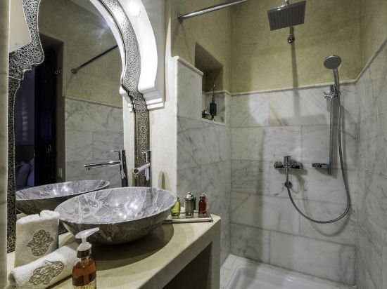 Фото Riad Nesma Suites & SPA