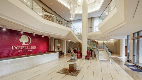 Гостиница Doubletree by Hilton Bratislava в Братиславе