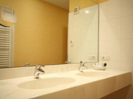 Фото Hotel Alster-Hof