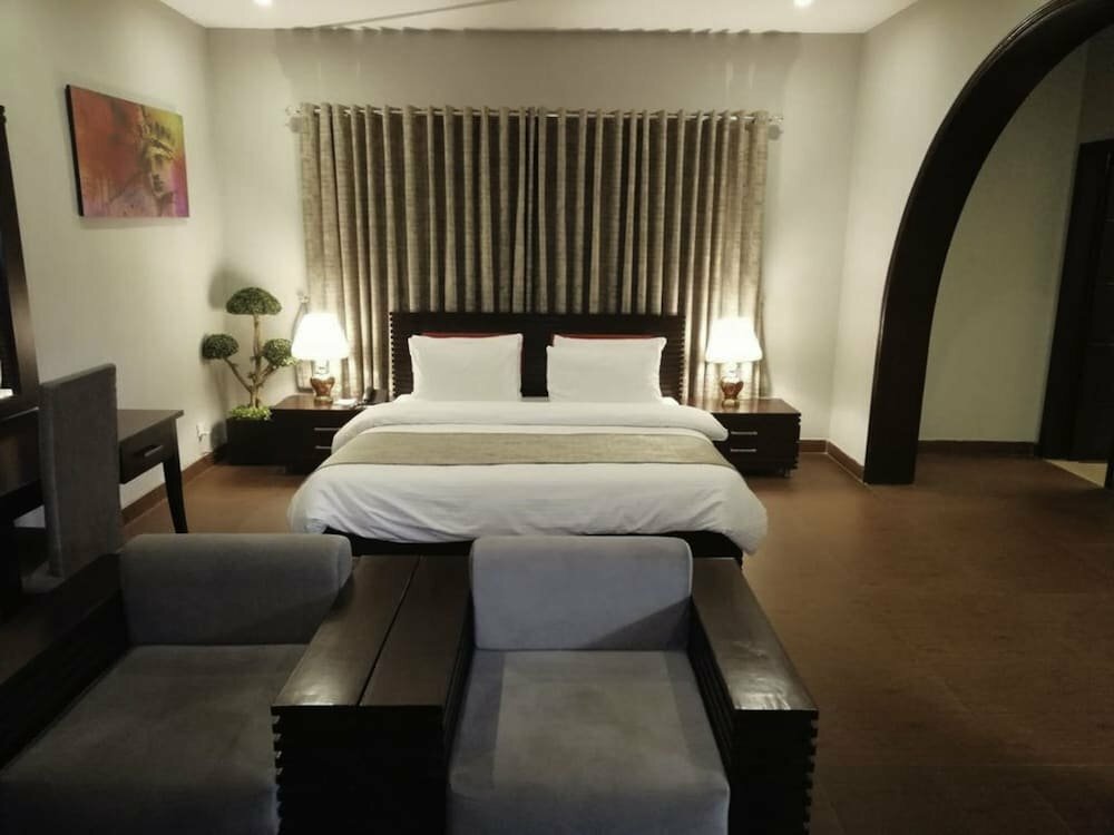 Hotel Seven Star Hotel, Lahore, photo