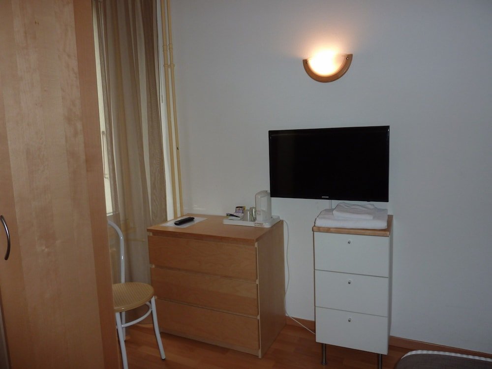 Фото Hotel du Marche