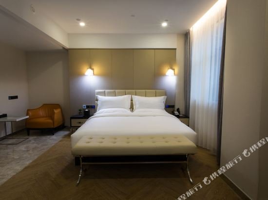 Фото Re Young Loft Hotel