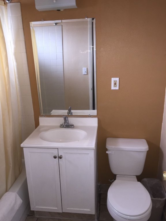 Фото El Cajon Inn & Suites