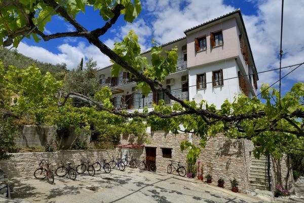 Фото Hotel Agnadi-Horefto