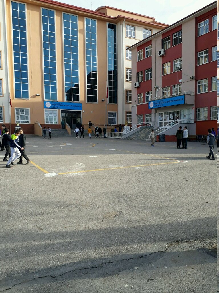 Ortaokul Türkiye Sağlık İşçileri Sendikası Ortaokulu, Keçiören, foto
