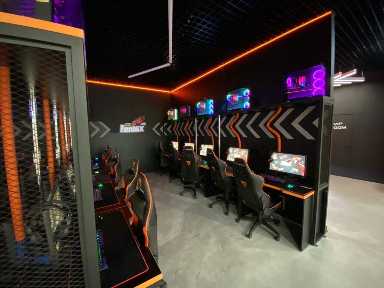 Изображение клуба FeniiiX. gg на Флиера № 3