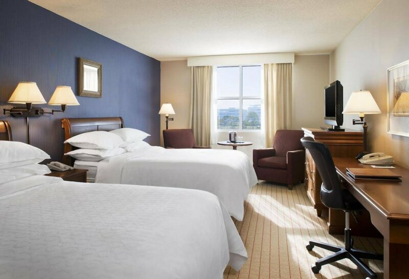 Отель Wyndham Providence Airport в Провиденсе