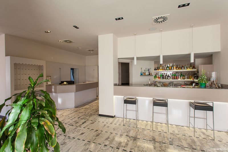 Фото Hotel Ariston