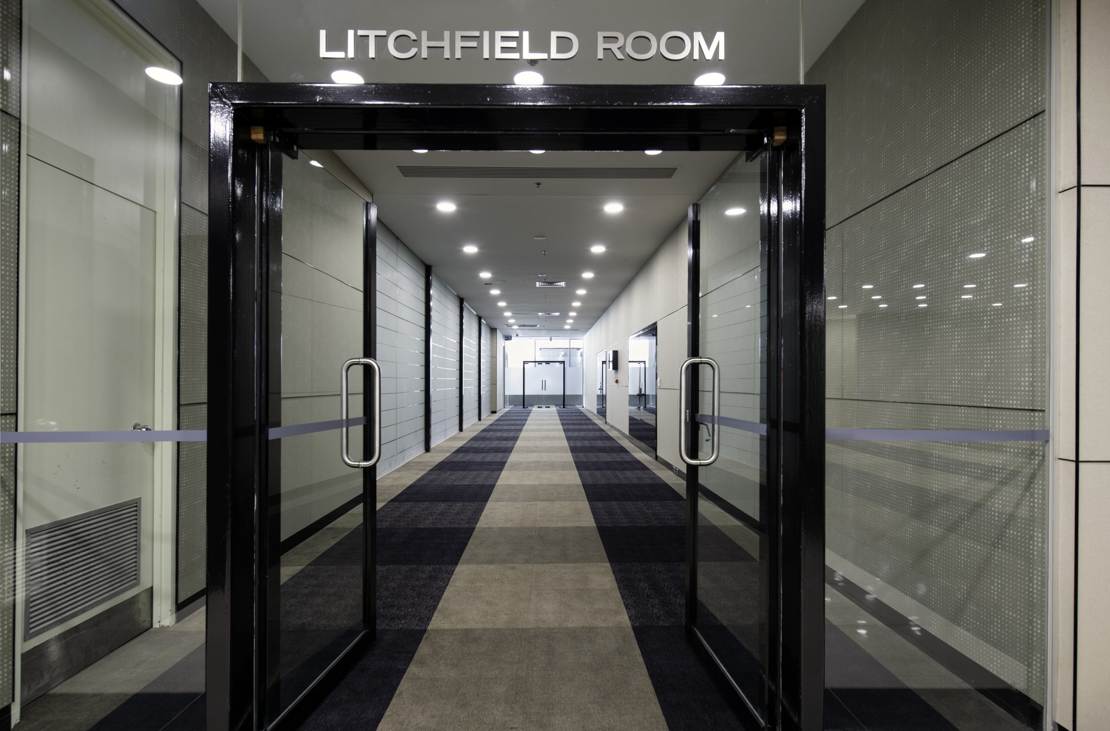 Фото DoubleTree by Hilton Hotel Esplanade Darwin