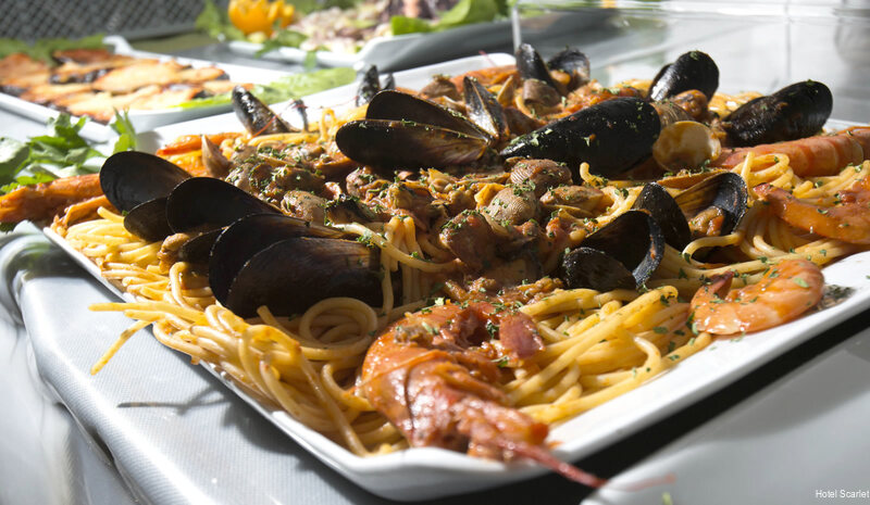 Фото Hotel Scarlet