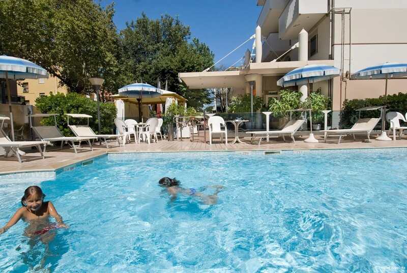 Фото Hotel Aragosta