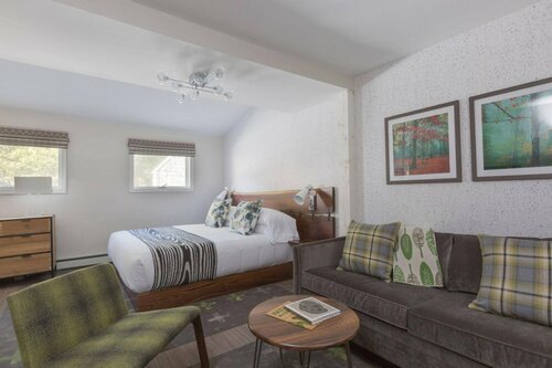 Внешний вид отеля Field Guide Lodge в Стоу, фото 3