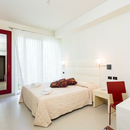 Внешний вид отеля Hotel Corallo в Равенне, фото 4