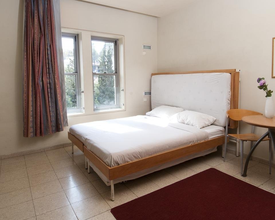 Фото Hi Rabin Jerusalem Hostel