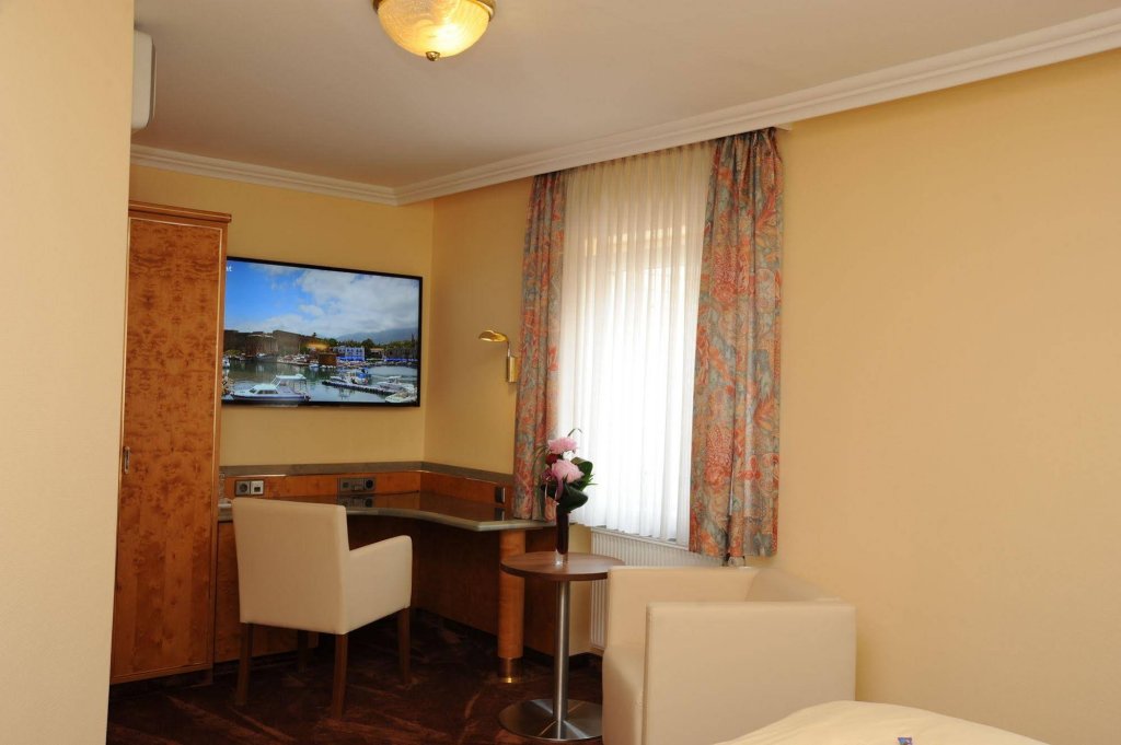 Фото Hotel Adler