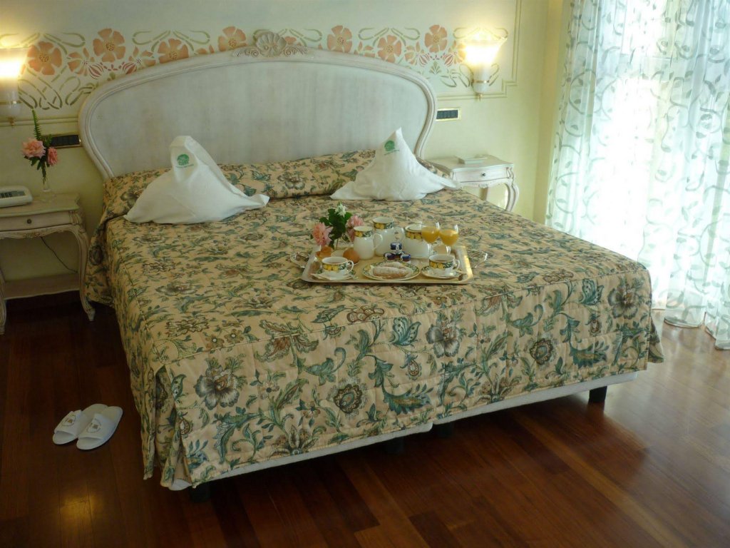 Фото Suite Hotel Nettuno