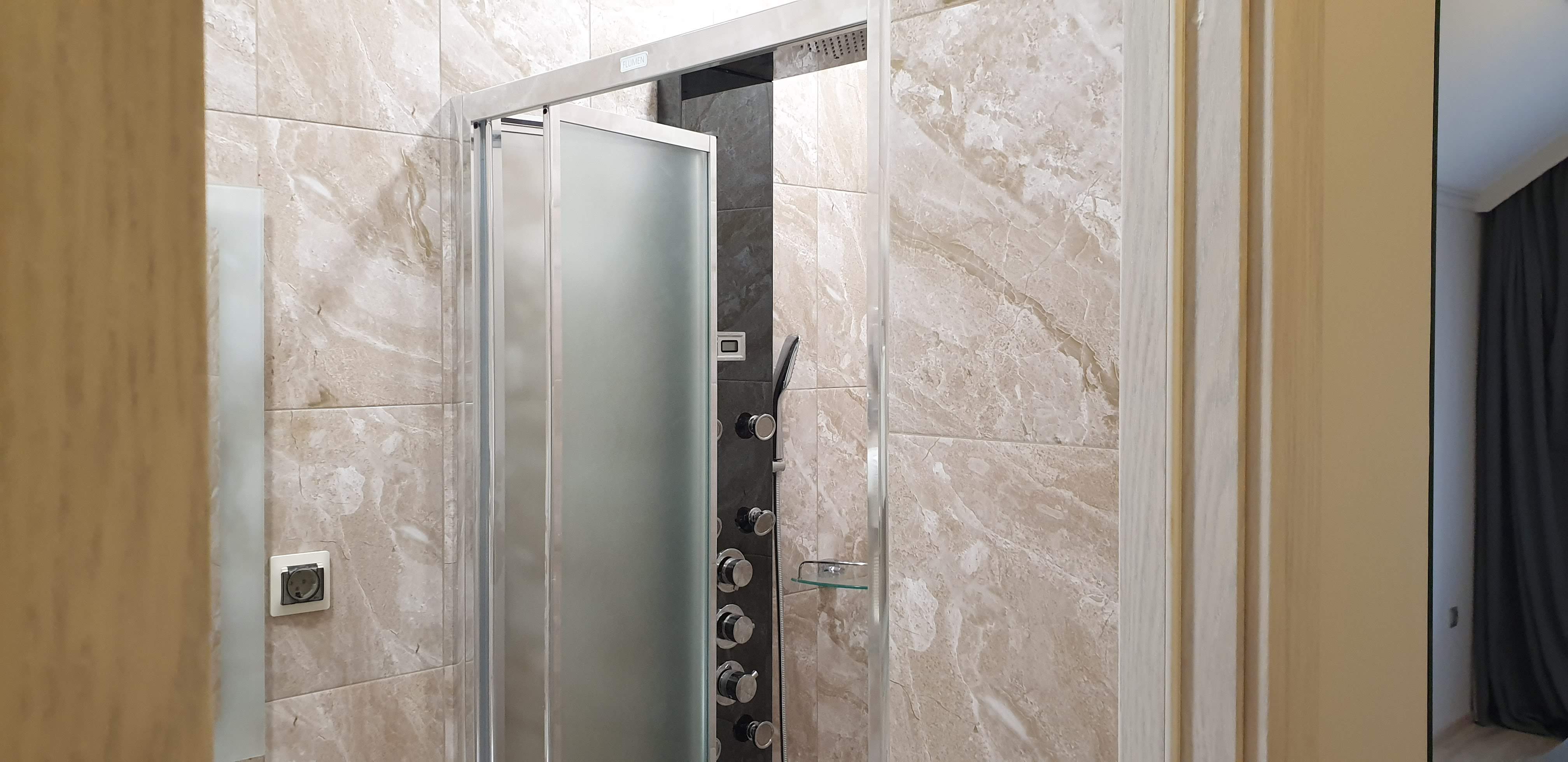 Фото Дельфин Холидей Парк Инал