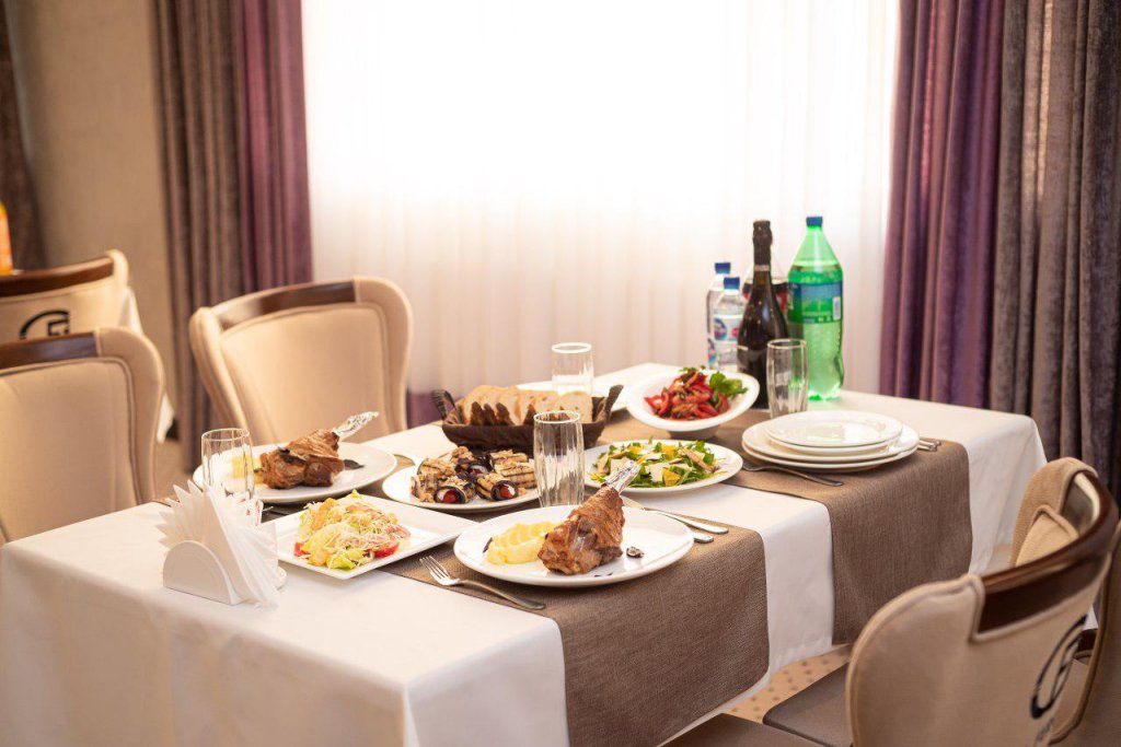 Фото Grand Fergana Hotel