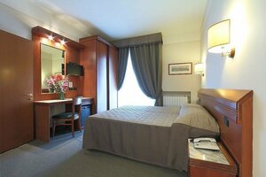 отель Hotel Arcadia