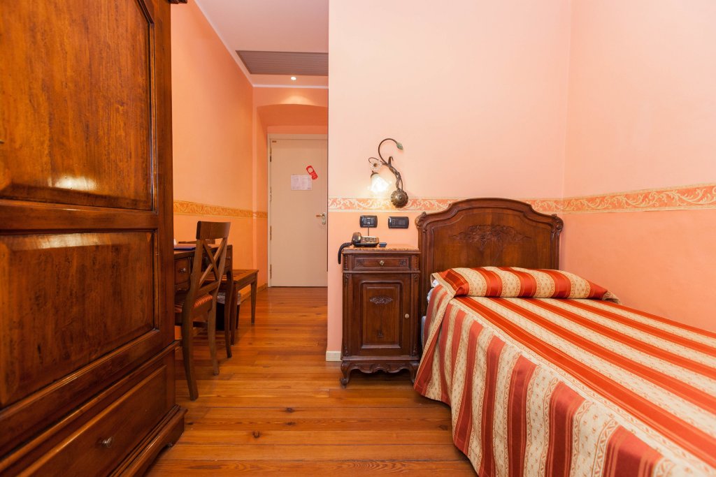 Фото Hotel Belle Epoque