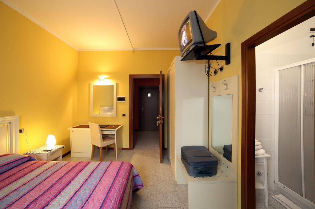 Фото Hotel Maris