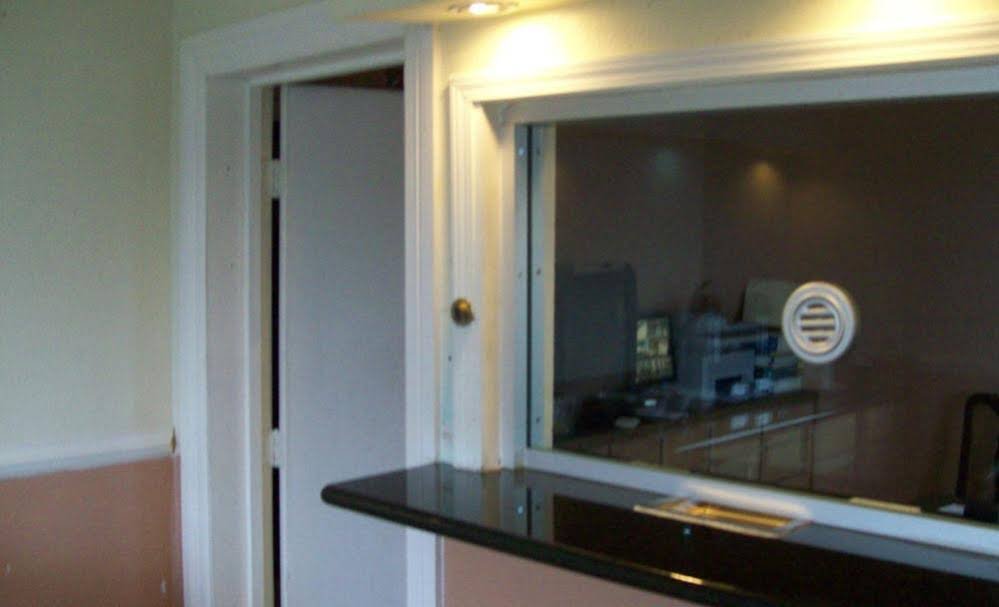 Фото Oyo Hotel Channelview I-10