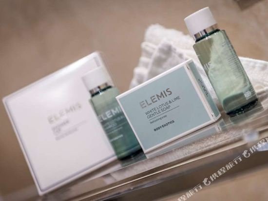 Фото Macdonald Bear Hotel