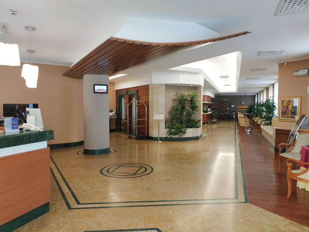 Фото Hotel Mirage, Sure Hotel Collection by Best Western