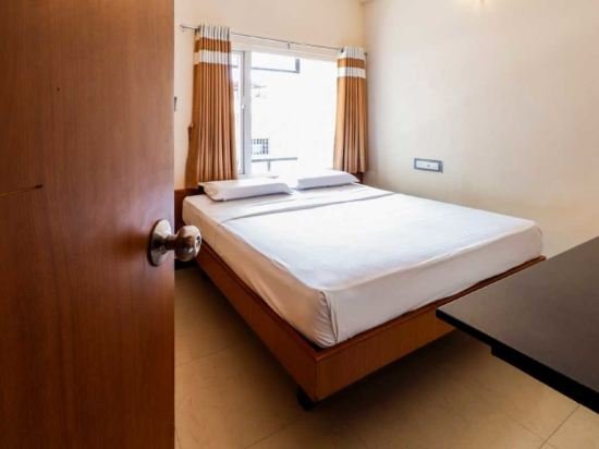 Фото Hotel Subham