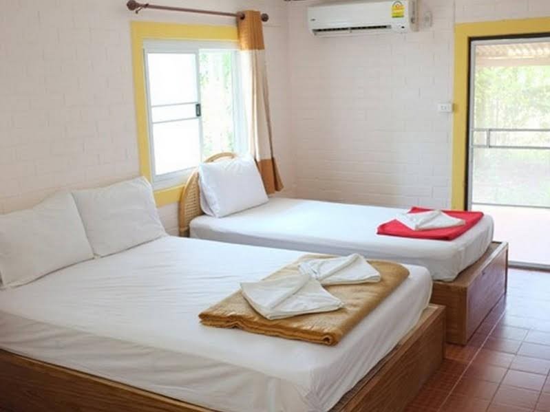 Фото Baan Suan Chan Resort