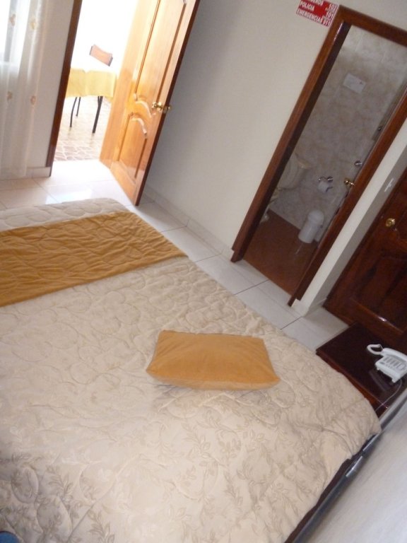 Фото Hostal Fevilamir