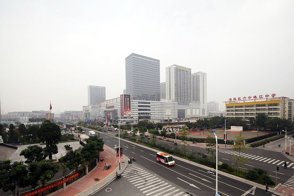 Фото Guangzhou Pearl River International Hotel