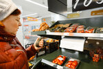 Magnit (Korkino, ulitsa Tsvillinga, 1) ، محل بقالة