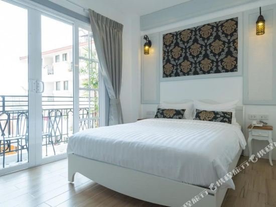 Фото White Ivory Bed & Breakfast