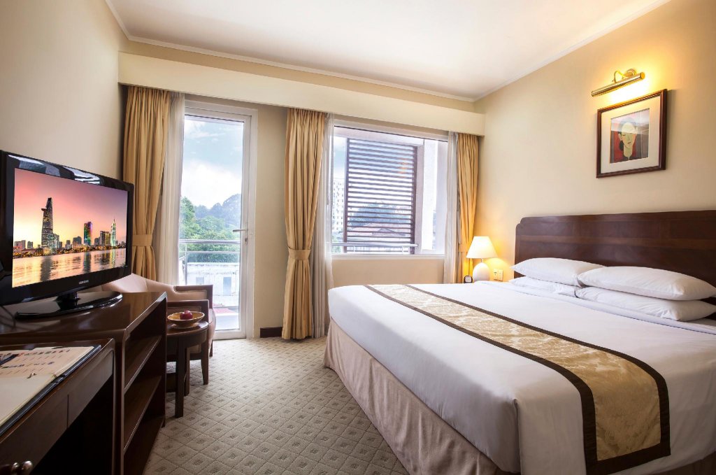 Фото Norfolk Hotel Saigon