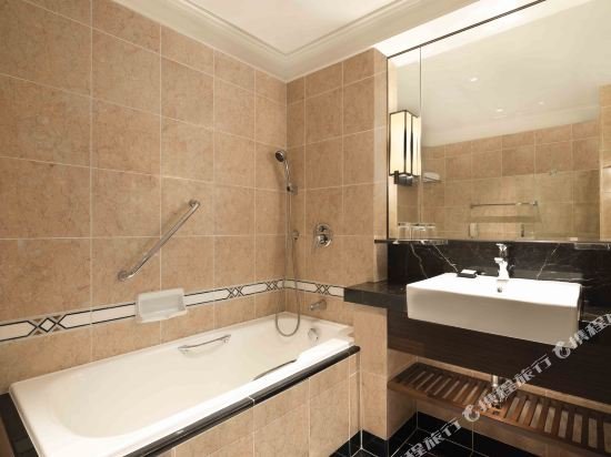 Фото Sheraton Saigon Hotel & Towers